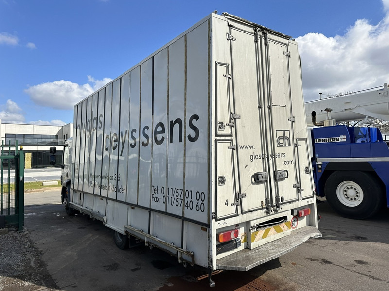 DAF LF 55.250 12T - GLASTRANSPORT / GLASRESTEEL - AIR SUSPENSION - EURO 4 - BELGIAN REGISTRATION - Камион: снимка 5 DAF LF 55.250 12T - GLASTRANSPORT / GLASRESTEEL - AIR SUSPENSION - EURO 4 - BELGIAN REGISTRATION - Камион: снимка 5