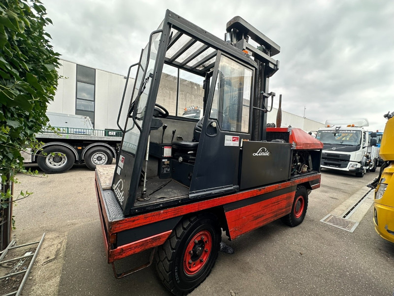 Linde S50 W SIDELOADER 5T - SEITENSTAPLER - 4 WAY FORKLIFT - COMBILIFT - CE - BE MACHINE - Страничен товарач: снимка 4 Linde S50 W SIDELOADER 5T - SEITENSTAPLER - 4 WAY FORKLIFT - COMBILIFT - CE - BE MACHINE - Страничен товарач: снимка 4
