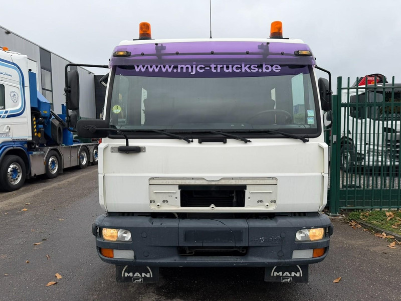 MAN LE 8.180 CLOSED BOX / KOFFER - DOKA - MANUAL GEARBOX - *248.000km* - STEEL SPRING / BLATT / LAMES - BE TRUCK - Камион фургон: снимка 2 MAN LE 8.180 CLOSED BOX / KOFFER - DOKA - MANUAL GEARBOX - *248.000km* - STEEL SPRING / BLATT / LAMES - BE TRUCK - Камион фургон: снимка 2