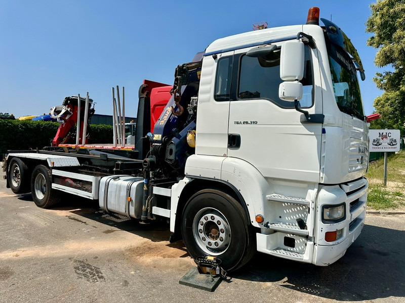 MAN TGA 26.310 6X2 HOOKLIFT + CRANE COPMA 160.4 + JIB J2 + WINCH - RADIO - LIFT + STEERING AXLE - EURO 3 - BE - Камион с кран: снимка 2 MAN TGA 26.310 6X2 HOOKLIFT + CRANE COPMA 160.4 + JIB J2 + WINCH - RADIO - LIFT + STEERING AXLE - EURO 3 - BE - Камион с кран: снимка 2