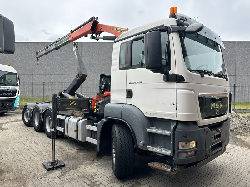 MAN TGS 35.400 8x4 TRIDEM HOOKLIFT T22 + CRANE PALFINGER PK 18001 EH + RADIO - EURO 5 - LIFT/STEERING AXLE - BE TRUCK - Мултилифт с кука камион, Камион с кран: снимка 3 MAN TGS 35.400 8x4 TRIDEM HOOKLIFT T22 + CRANE PALFINGER PK 18001 EH + RADIO - EURO 5 - LIFT/STEERING AXLE - BE TRUCK - Мултилифт с кука камион, Камион с кран: снимка 3
