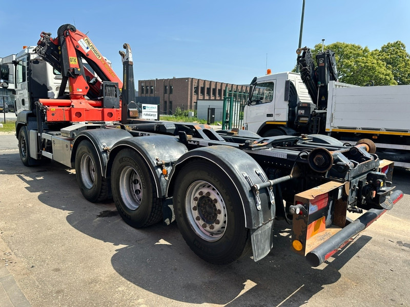 MAN TGS 35.400 8x4 TRIDEM HOOKLIFT T22 + CRANE PALFINGER PK 18001 EH + RADIO - EURO 5 - LIFT/STEERING AXLE - BE TRUCK - Мултилифт с кука камион, Камион с кран: снимка 5 MAN TGS 35.400 8x4 TRIDEM HOOKLIFT T22 + CRANE PALFINGER PK 18001 EH + RADIO - EURO 5 - LIFT/STEERING AXLE - BE TRUCK - Мултилифт с кука камион, Камион с кран: снимка 5