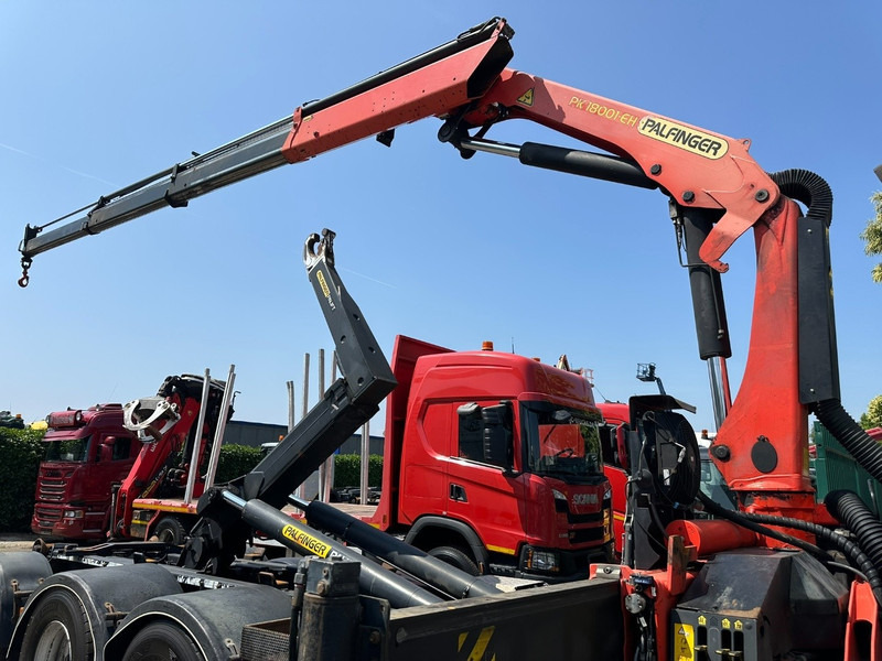 Мултилифт с кука камион, Камион с кран MAN TGS 35.400 8x4 TRIDEM HOOKLIFT T22 + CRANE PALFINGER PK 18001 EH + RADIO - EURO 5 - LIFT/STEERING AXLE - BE TRUCK: снимка 9