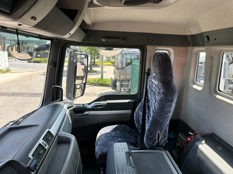 Мултилифт с кука камион, Камион с кран MAN TGS 35.400 8x4 TRIDEM HOOKLIFT T22 + CRANE PALFINGER PK 18001 EH + RADIO - EURO 5 - LIFT/STEERING AXLE - BE TRUCK: снимка 8