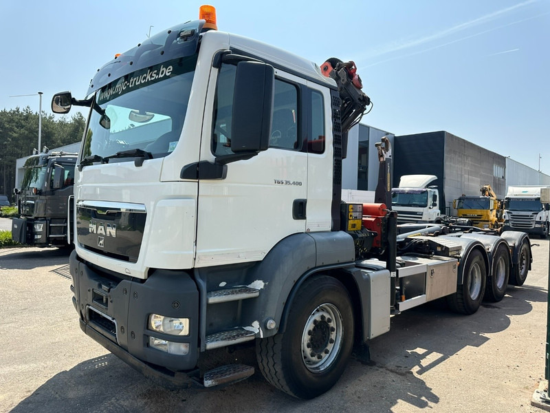MAN TGS 35.400 8x4 TRIDEM HOOKLIFT T22 + CRANE PALFINGER PK 18001 EH + RADIO - EURO 5 - LIFT/STEERING AXLE - BE TRUCK - Мултилифт с кука камион, Камион с кран: снимка 4 MAN TGS 35.400 8x4 TRIDEM HOOKLIFT T22 + CRANE PALFINGER PK 18001 EH + RADIO - EURO 5 - LIFT/STEERING AXLE - BE TRUCK - Мултилифт с кука камион, Камион с кран: снимка 4