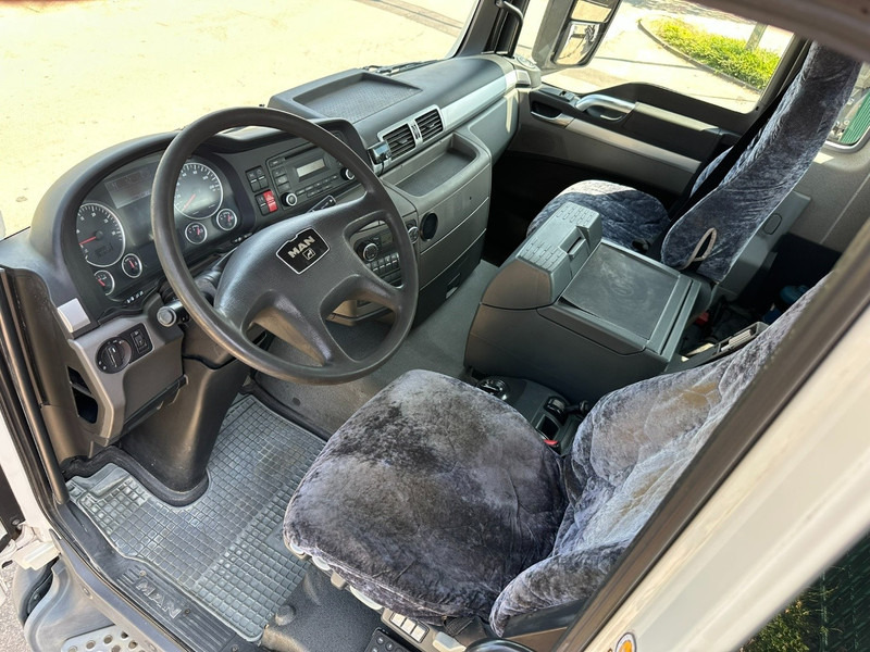 Мултилифт с кука камион, Камион с кран MAN TGS 35.400 8x4 TRIDEM HOOKLIFT T22 + CRANE PALFINGER PK 18001 EH + RADIO - EURO 5 - LIFT/STEERING AXLE - BE TRUCK: снимка 7