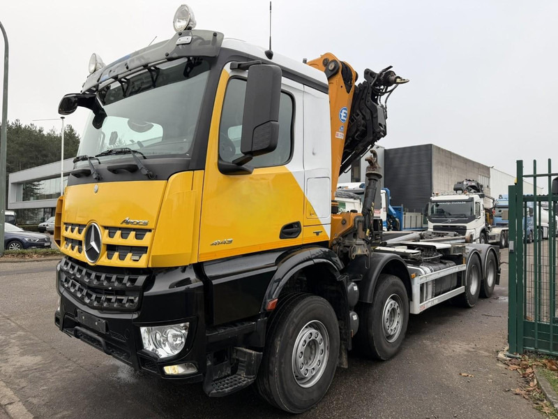 Mercedes-Benz AROCS 4143 8X4 WAF HOOKLIFT + CRANE EFFER 395 4S + ROTATOR + RADIO - 5/6 F - BE TRUCK - VERY NICE CONDITION - Мултилифт с кука камион, Камион с кран: снимка 3 Mercedes-Benz AROCS 4143 8X4 WAF HOOKLIFT + CRANE EFFER 395 4S + ROTATOR + RADIO - 5/6 F - BE TRUCK - VERY NICE CONDITION - Мултилифт с кука камион, Камион с кран: снимка 3