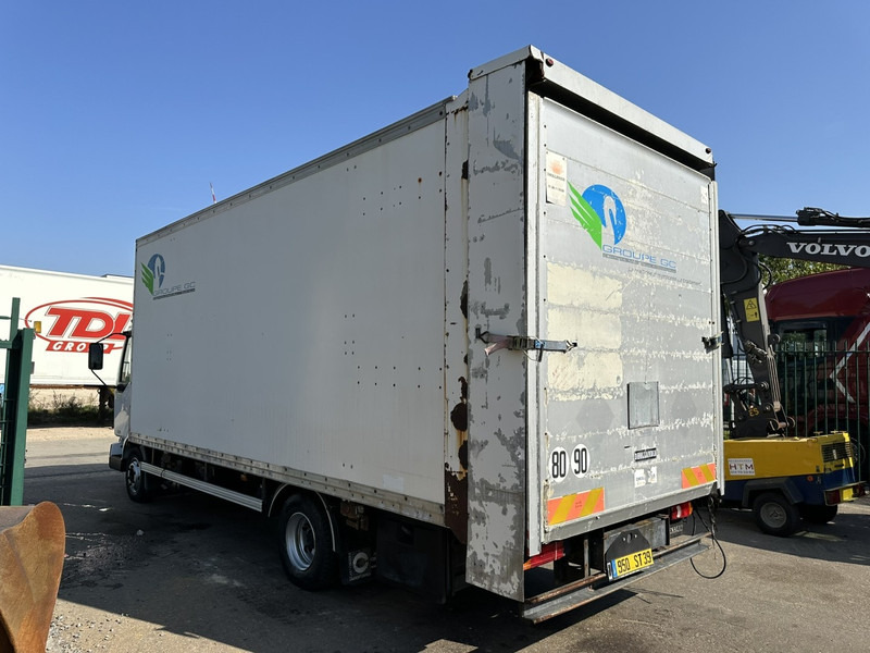 Renault MIDLUM 180 DCI 10T - CLOSED BOX 6.5m x 2.47m x 2.52m - E3 - AIR SUSPENSION - MANUAL - FR TRUCK - Камион фургон: снимка 4 Renault MIDLUM 180 DCI 10T - CLOSED BOX 6.5m x 2.47m x 2.52m - E3 - AIR SUSPENSION - MANUAL - FR TRUCK - Камион фургон: снимка 4