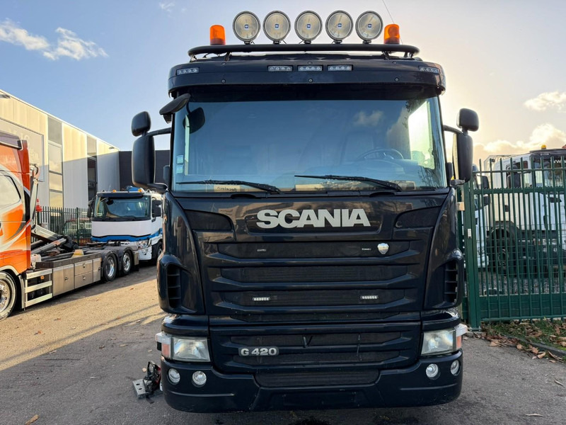 Scania G420 6x2 TIPPER + CRANE PALFINGER PK22002 C (4x) + GRABBER - LIFT + STEERING AXLE - DAMAGED CRANE - Самосвал камион, Камион с кран: снимка 2 Scania G420 6x2 TIPPER + CRANE PALFINGER PK22002 C (4x) + GRABBER - LIFT + STEERING AXLE - DAMAGED CRANE - Самосвал камион, Камион с кран: снимка 2