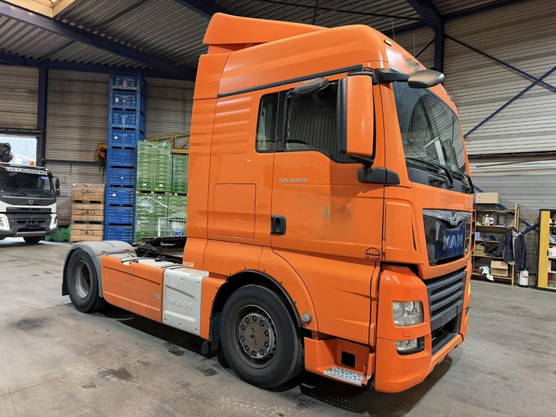 MAN TGA 18.460 XLX BLS - *471.000km* - 13L MOTOR - FULL SPOILERS / SIDESKIRTS / FRIGO - BE TRUCK - Влекач: снимка 1 MAN TGA 18.460 XLX BLS - *471.000km* - 13L MOTOR - FULL SPOILERS / SIDESKIRTS / FRIGO - BE TRUCK - Влекач: снимка 1