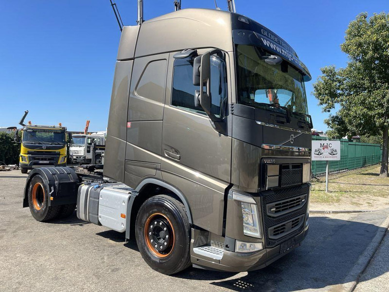 Volvo FH 460 LNG GAS ADR - ACC - Dynamic Steering - I-park Cool - Lane Keeping Support - collision warning - leather - ... BE Truck - Влекач: снимка 1 Volvo FH 460 LNG GAS ADR - ACC - Dynamic Steering - I-park Cool - Lane Keeping Support - collision warning - leather - ... BE Truck - Влекач: снимка 1