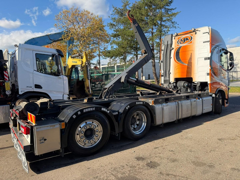 Volvo FH 460 6x2 GLOBE XL AJK HOOKLIFT - *FULL AIR* - DYNAMIC STEERING - I PARK COOL - LIFT + STEERING - ALCOA - BE TRUCK - TOP CONDITION - Мултилифт с кука камион: снимка 5 Volvo FH 460 6x2 GLOBE XL AJK HOOKLIFT - *FULL AIR* - DYNAMIC STEERING - I PARK COOL - LIFT + STEERING - ALCOA - BE TRUCK - TOP CONDITION - Мултилифт с кука камион: снимка 5