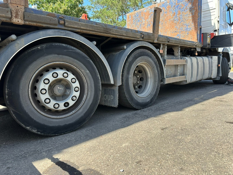 Бордови камион, Камион с кран Volvo FH 500 6X2 PRITSCHE + KRAN PALFINGER PK50002 E 5x - RETARDER - PLATFORM 6m20 - TWISTLOCKS 20' - 561.000km - EURO 5: снимка 11