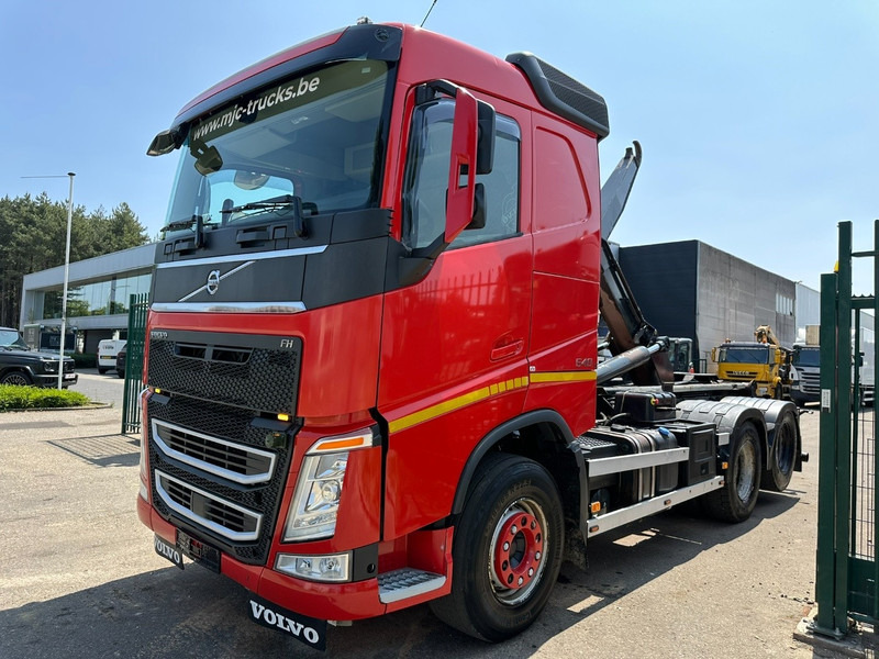 Volvo FH 540 6x4 HOOKLIFT 20T - RETARDER - LIFT AXLE - I-park Cool - SLEEPERCAB - E6 - BE TRUCK - Мултилифт с кука камион: снимка 3 Volvo FH 540 6x4 HOOKLIFT 20T - RETARDER - LIFT AXLE - I-park Cool - SLEEPERCAB - E6 - BE TRUCK - Мултилифт с кука камион: снимка 3