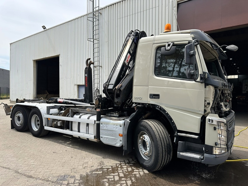 Volvo FM 370 6x2 HOOKLIFT 21T + CRANE HIAB 144 E-4 HIDUO - ENGINE / GEARBOX OK - CHASSIS OK - RUNNING + DRIVING - BE TRUCK - Мултилифт с кука камион, Камион с кран: снимка 1 Volvo FM 370 6x2 HOOKLIFT 21T + CRANE HIAB 144 E-4 HIDUO - ENGINE / GEARBOX OK - CHASSIS OK - RUNNING + DRIVING - BE TRUCK - Мултилифт с кука камион, Камион с кран: снимка 1