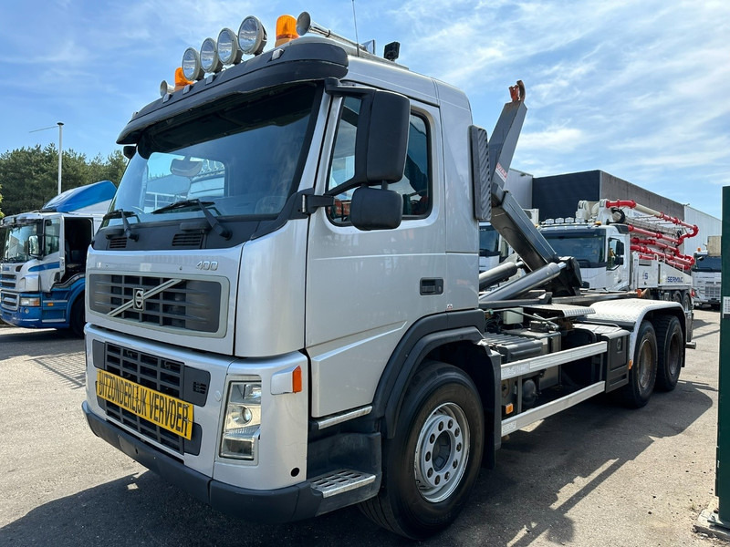 Volvo FM 400 6x4 HOOKLIFT / HAAKARM WAF 20T - EURO 5 - MANUAL - BLADVERING / STEEL SUSPENSION - TÜV 02/2026 - BE TRUCK - Мултилифт с кука камион: снимка 3 Volvo FM 400 6x4 HOOKLIFT / HAAKARM WAF 20T - EURO 5 - MANUAL - BLADVERING / STEEL SUSPENSION - TÜV 02/2026 - BE TRUCK - Мултилифт с кука камион: снимка 3