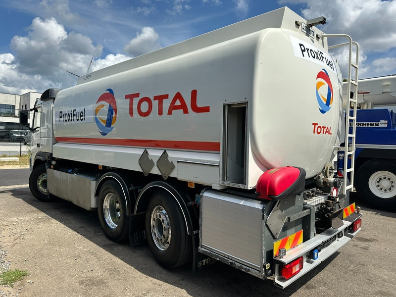Volvo FM 450 6x2 19.000L - 5 COMP. FUEL TANKER / CITERNE - LIFT + STEERING AXLE - EURO 5 - - Камион цистерна: снимка 5 Volvo FM 450 6x2 19.000L - 5 COMP. FUEL TANKER / CITERNE - LIFT + STEERING AXLE - EURO 5 - - Камион цистерна: снимка 5