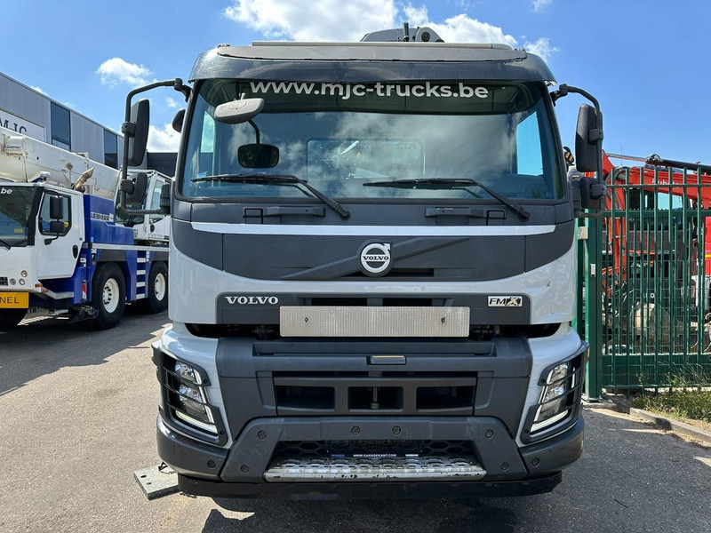 Volvo FMX 330 8x4 TRIDEM PRITSCHE + KRAN EFFER 265 / 6S - PLATFORM 7m50 - EURO 6 - RADIO - *473.000km* - TÜV 05/2026 - BE TRUCK - Бордови камион, Камион с кран: снимка 3 Volvo FMX 330 8x4 TRIDEM PRITSCHE + KRAN EFFER 265 / 6S - PLATFORM 7m50 - EURO 6 - RADIO - *473.000km* - TÜV 05/2026 - BE TRUCK - Бордови камион, Камион с кран: снимка 3