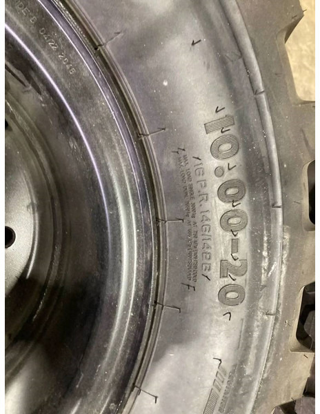 Apollo 1000 x 20 Set / 10.00 x 20: 4x2 Tyres - Гуми и джанти за Строителна техника: снимка 2 Apollo 1000 x 20 Set / 10.00 x 20: 4x2 Tyres - Гуми и джанти за Строителна техника: снимка 2