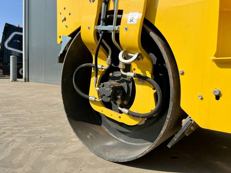 Лизинг на Bomag BW100 AD-5 Bomag BW100 AD-5: снимка 19