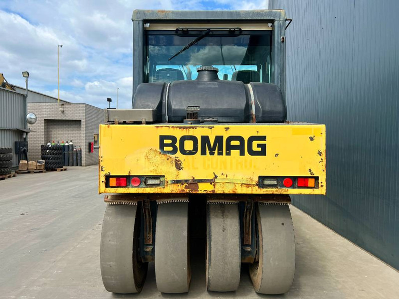 Bomag BW24R - Пневматичен валяк: снимка 4 Bomag BW24R - Пневматичен валяк: снимка 4