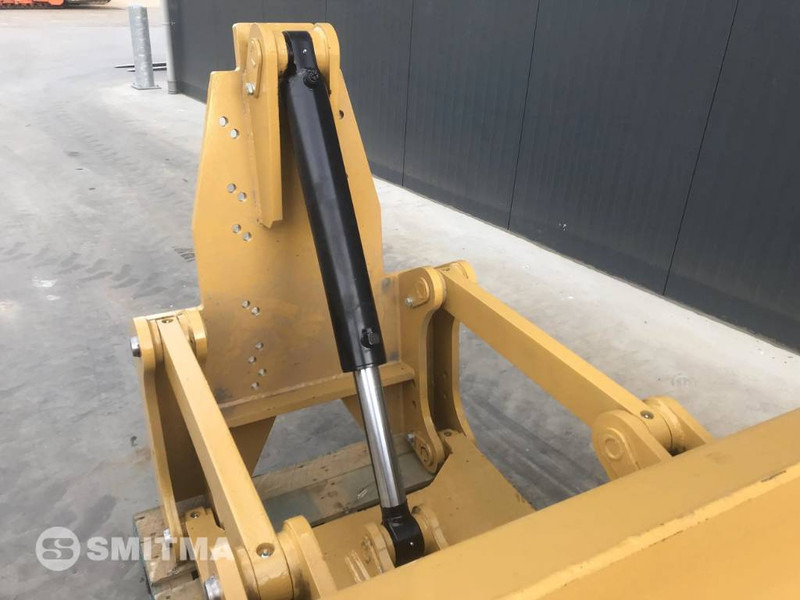 Cat 140M2 - Гребло за Строителна техника: снимка 5 Cat 140M2 - Гребло за Строителна техника: снимка 5