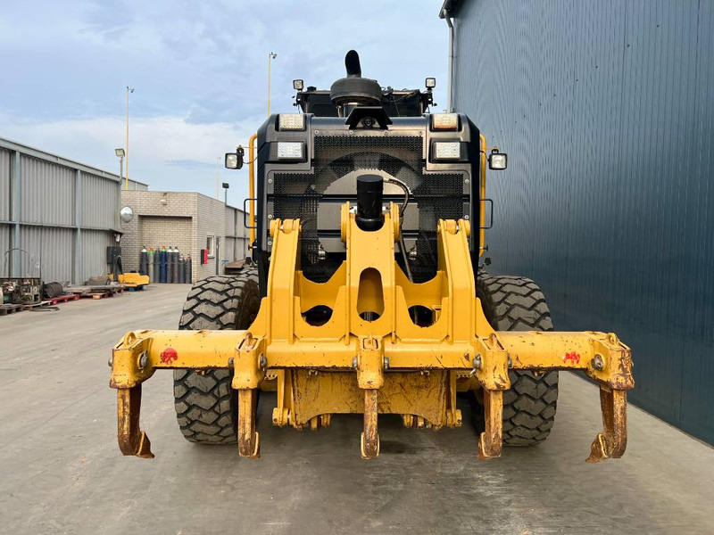 Cat 140M3 - Грейдер: снимка 4 Cat 140M3 - Грейдер: снимка 4