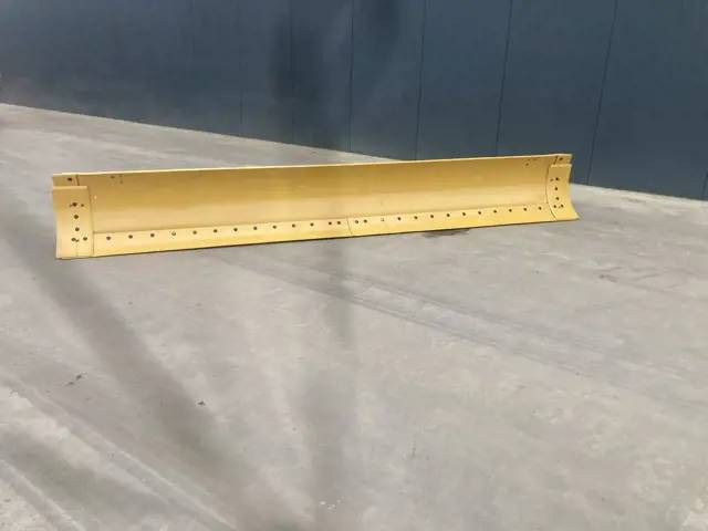 Cat 160M2 Moldboard - Гребло за Строителна техника: снимка 1 Cat 160M2 Moldboard - Гребло за Строителна техника: снимка 1