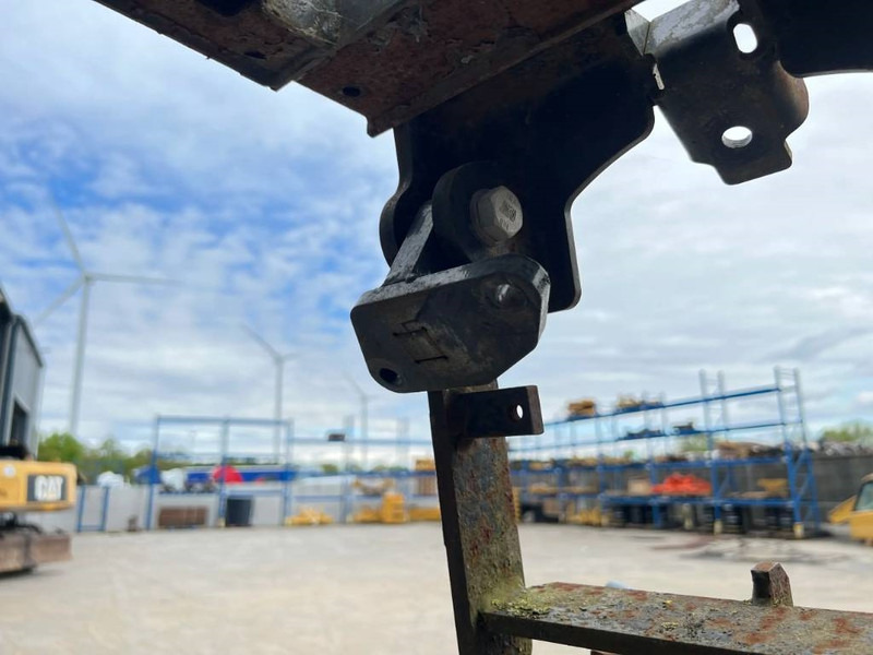 Cat 312D / 315D / 319D / 320D / 324D / 329D / 330D / 3 - Кабина и интериор за Строителна техника: снимка 5 Cat 312D / 315D / 319D / 320D / 324D / 329D / 330D / 3 - Кабина и интериор за Строителна техника: снимка 5