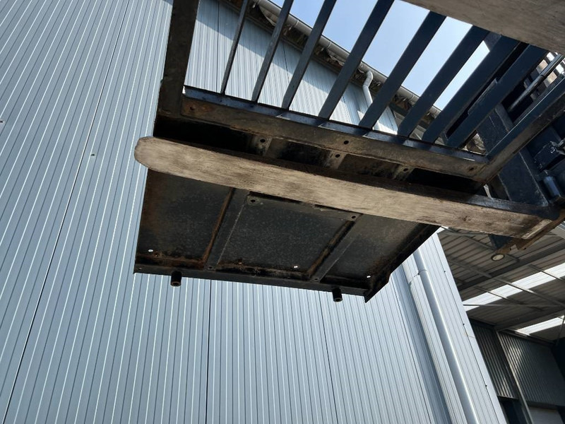 Cat 313E / 320F / 323E / 325F / 329E / 330F / 336E / 3 - Кабина и интериор за Строителна техника: снимка 2 Cat 313E / 320F / 323E / 325F / 329E / 330F / 336E / 3 - Кабина и интериор за Строителна техника: снимка 2