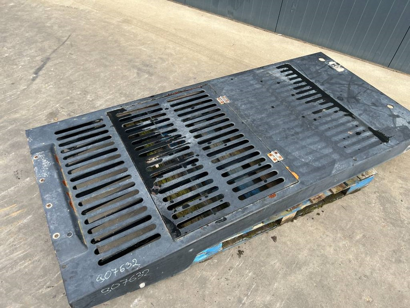 Cat 313E / M315F / 320F / 323E / 325F / 329E/ 330F / 3 - Кабина и интериор за Строителна техника: снимка 4 Cat 313E / M315F / 320F / 323E / 325F / 329E/ 330F / 3 - Кабина и интериор за Строителна техника: снимка 4