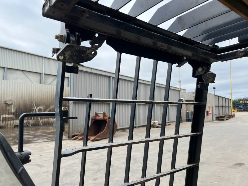 Cat 313E / M315F / 320F / 323E / 325F / 329E / 330F / - Кабина и интериор за Строителна техника: снимка 4 Cat 313E / M315F / 320F / 323E / 325F / 329E / 330F / - Кабина и интериор за Строителна техника: снимка 4