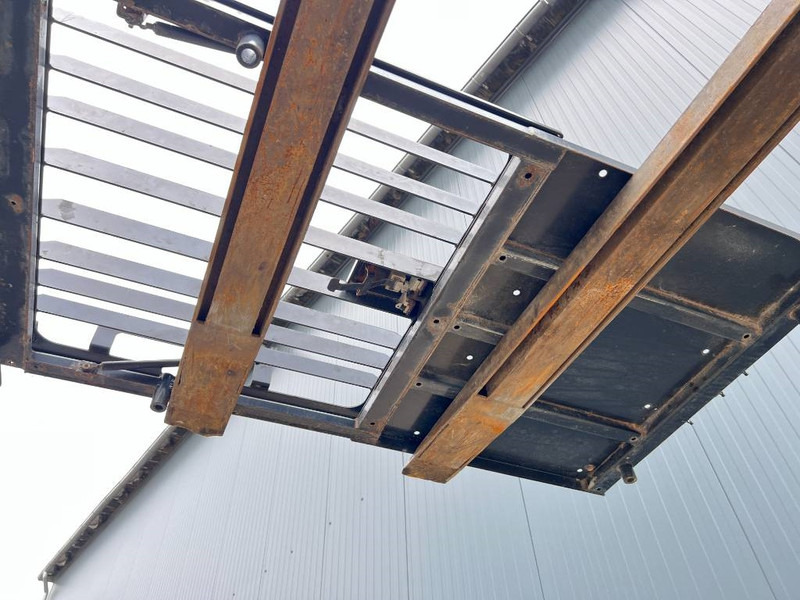 Cat 313E / M315F / 320F / 323E / 325F / 329E / 330F / - Кабина и интериор за Строителна техника: снимка 3 Cat 313E / M315F / 320F / 323E / 325F / 329E / 330F / - Кабина и интериор за Строителна техника: снимка 3