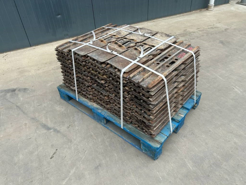 Cat 320D / 320E / 323D / 323E 700mm shoes - 30% - Рама/ Шаси за Строителна техника: снимка 2 Cat 320D / 320E / 323D / 323E 700mm shoes - 30% - Рама/ Шаси за Строителна техника: снимка 2