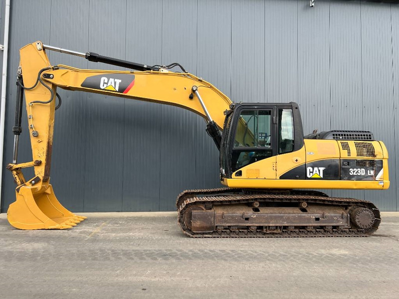 Cat 323D LN - Верижен багер: снимка 2 Cat 323D LN - Верижен багер: снимка 2