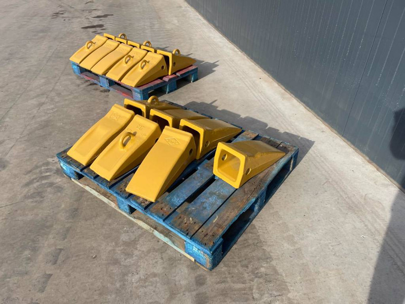 Cat 365 / 374 / 385 /390 Tips - Кофа за Строителна техника: снимка 3 Cat 365 / 374 / 385 /390 Tips - Кофа за Строителна техника: снимка 3