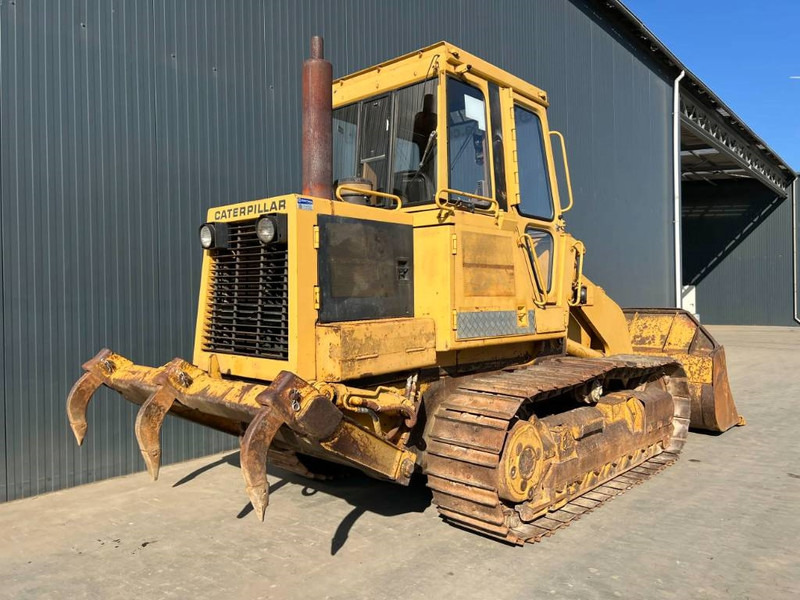 Cat 953 - Ripper - Верижен товарач: снимка 3 Cat 953 - Ripper - Верижен товарач: снимка 3