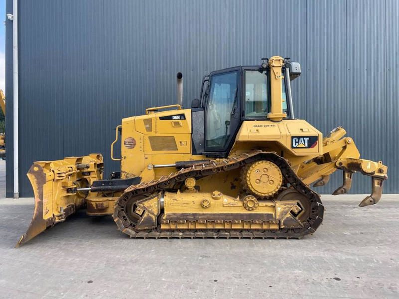 Cat D6N XL FOLDABLE BLADE - Булдозер: снимка 5 Cat D6N XL FOLDABLE BLADE - Булдозер: снимка 5