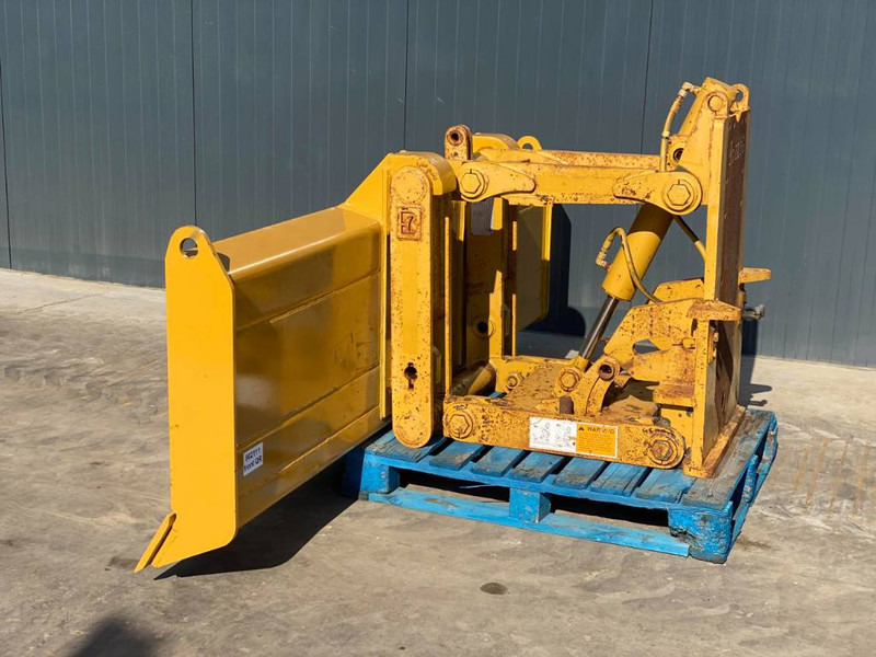 Cat Front Blade + Lift 12H / 120M / 120H / 140G / 140H - Гребло за Строителна техника: снимка 1 Cat Front Blade + Lift 12H / 120M / 120H / 140G / 140H - Гребло за Строителна техника: снимка 1
