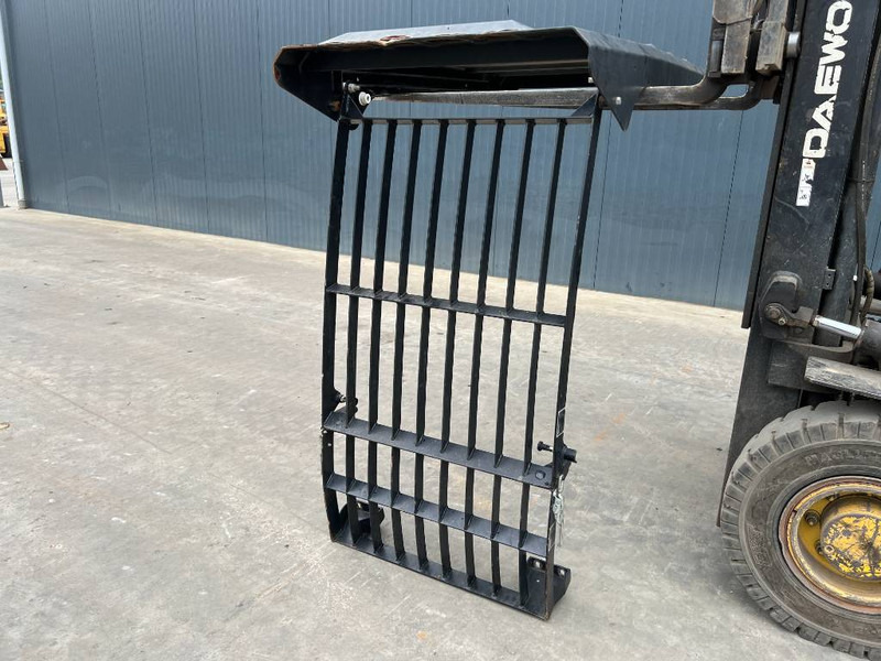 Cat M313D / M315D / M316D / M318D / M322D / M325D - Кабина и интериор за Строителна техника: снимка 1 Cat M313D / M315D / M316D / M318D / M322D / M325D - Кабина и интериор за Строителна техника: снимка 1