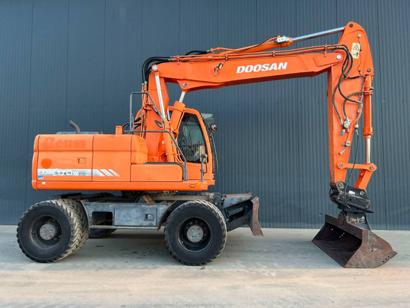 Doosan DX170W - Колесен багер: снимка 4 Doosan DX170W - Колесен багер: снимка 4