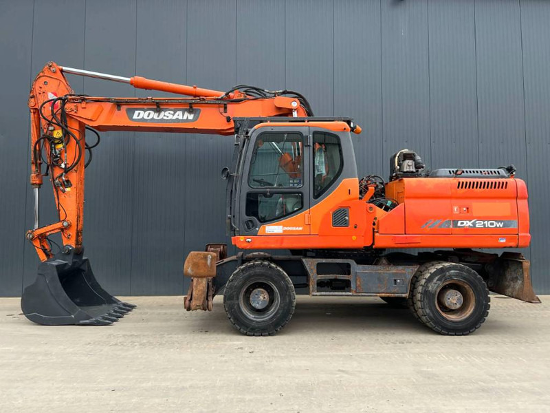 Doosan DX210W - Колесен багер: снимка 5 Doosan DX210W - Колесен багер: снимка 5