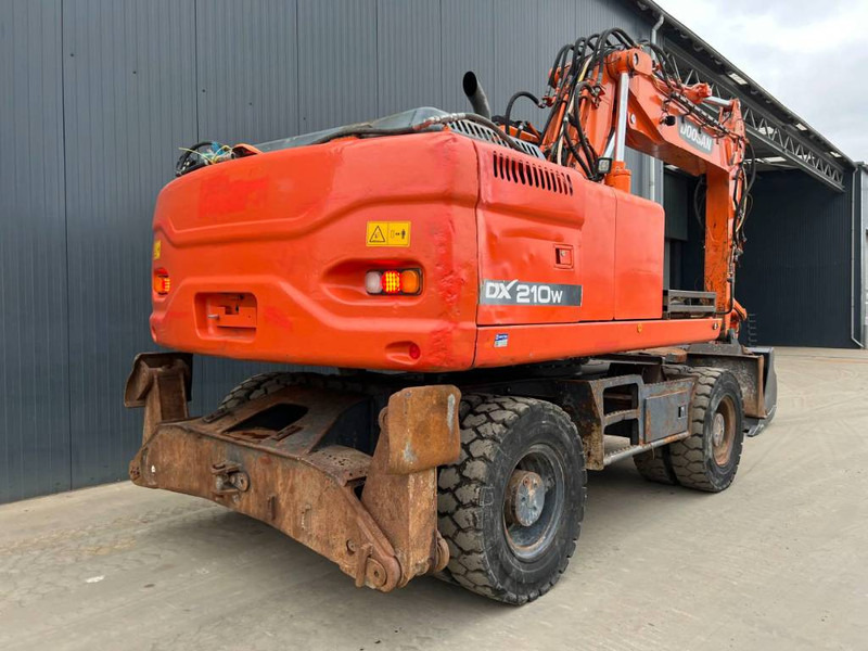 Doosan DX210W - Колесен багер: снимка 4 Doosan DX210W - Колесен багер: снимка 4