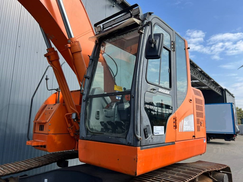 Doosan DX235LCR - Верижен багер: снимка 5 Doosan DX235LCR - Верижен багер: снимка 5