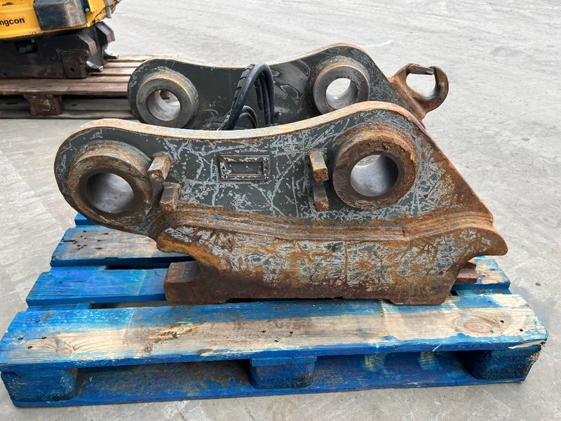 Gjerstad S80 - 329E - Бързо сменник за Строителна техника: снимка 4 Gjerstad S80 - 329E - Бързо сменник за Строителна техника: снимка 4