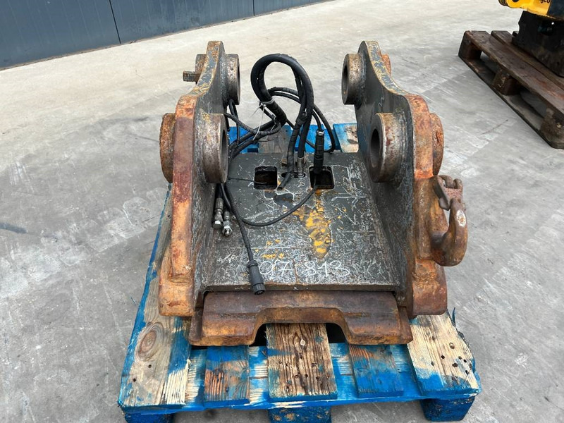 Gjerstad S80 - 329E - Бързо сменник за Строителна техника: снимка 2 Gjerstad S80 - 329E - Бързо сменник за Строителна техника: снимка 2