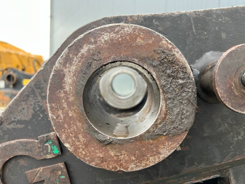 Бързо сменник за Строителна техника Gjerstad Volvo S1 - 320D: снимка 10