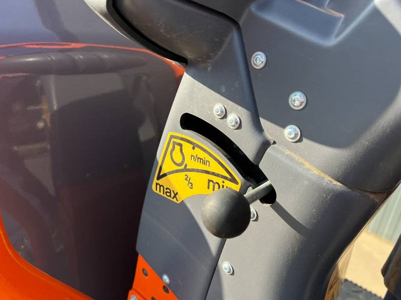 Нови Валяк Hamm HD10 VV: снимка 19