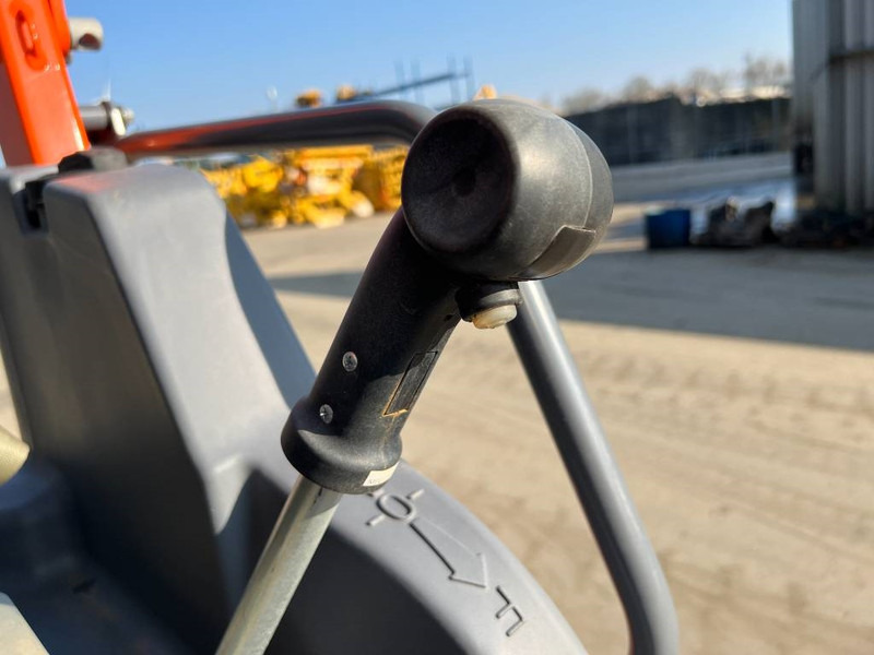 Нови Валяк Hamm HD10 VV: снимка 18