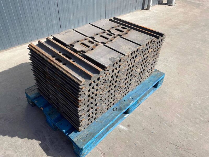 Hyundai R210 / R215 / R220 / R235 / R250 / R260 - Рама/ Шаси за Строителна техника: снимка 1 Hyundai R210 / R215 / R220 / R235 / R250 / R260 - Рама/ Шаси за Строителна техника: снимка 1